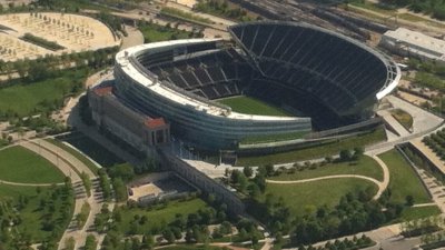 Lightfoot Makes Pitch to Keep Bears in Chicago With Soldier Field