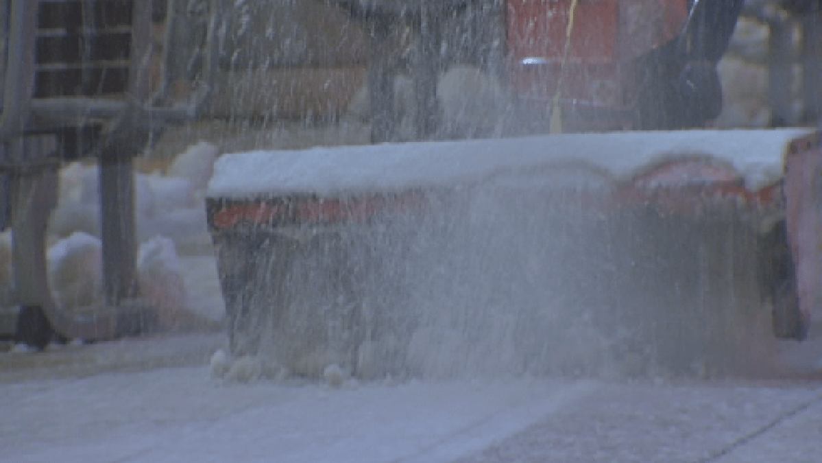 A brief warmup is on the way to the Chicago area, though it will be accompanied by rain and slush.