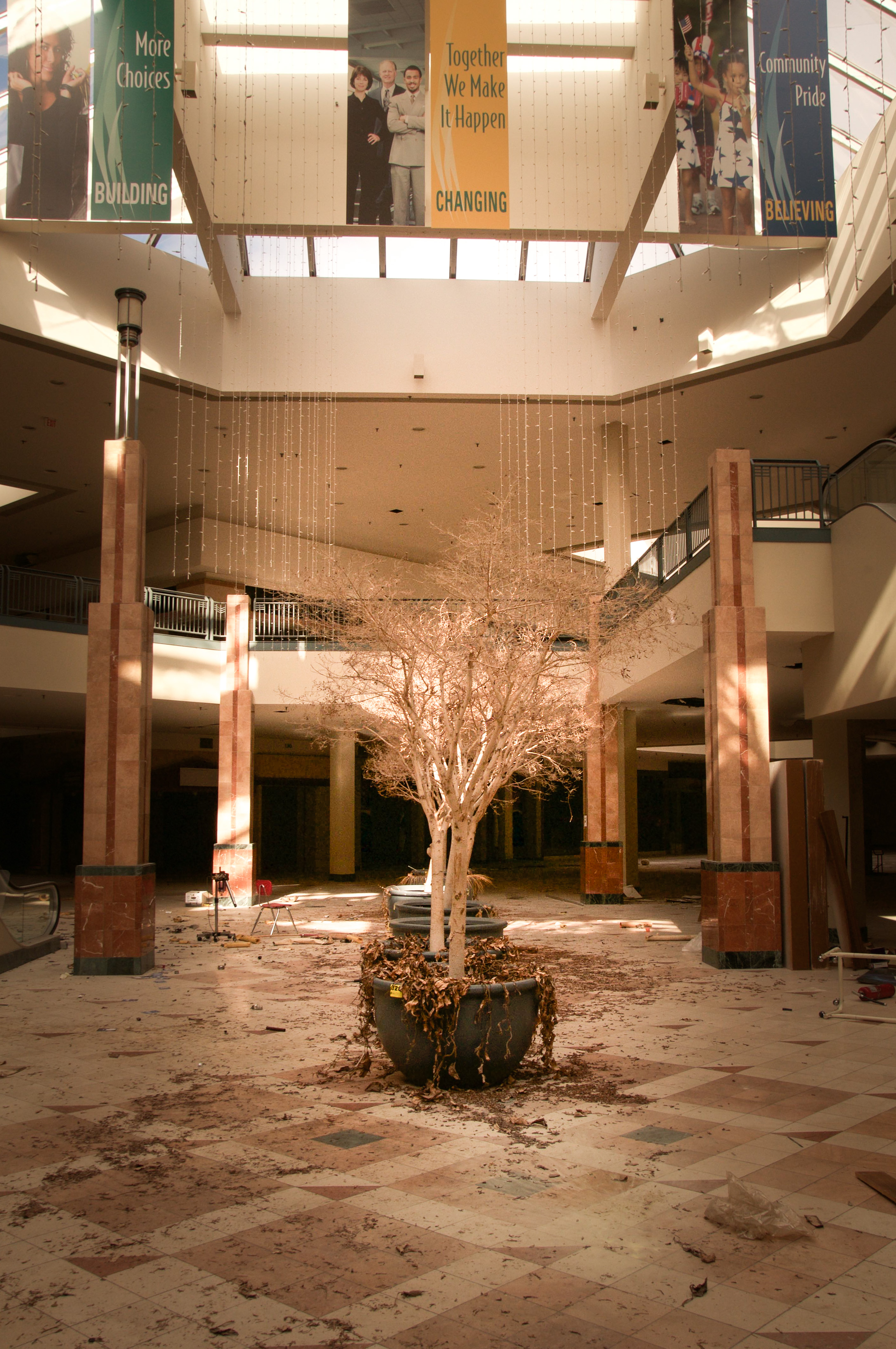 Dying Malls In Illinois