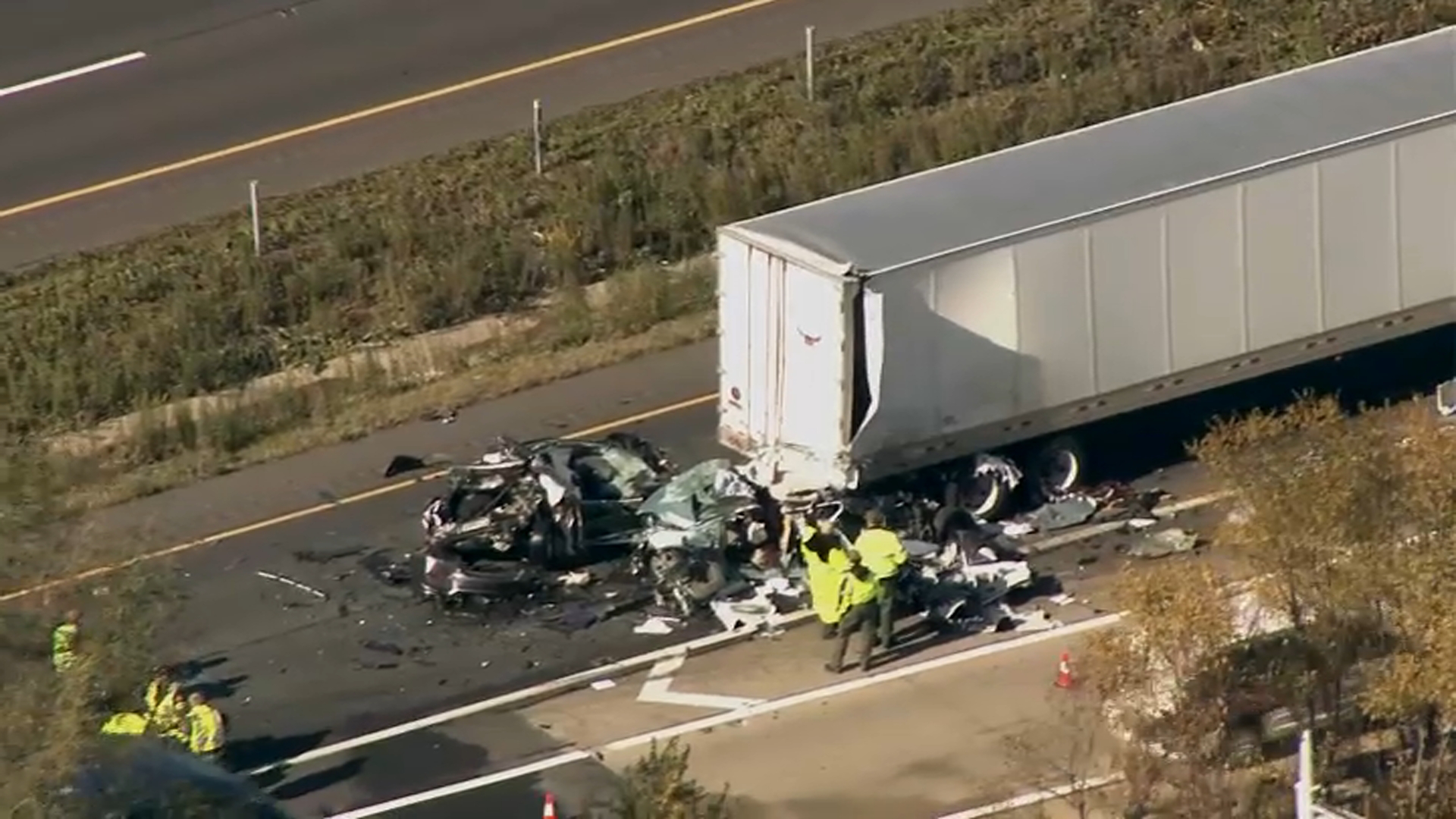 1 Dead In Multi-Vehicle Crash Involving Semis On I-55 In Wilmington ...