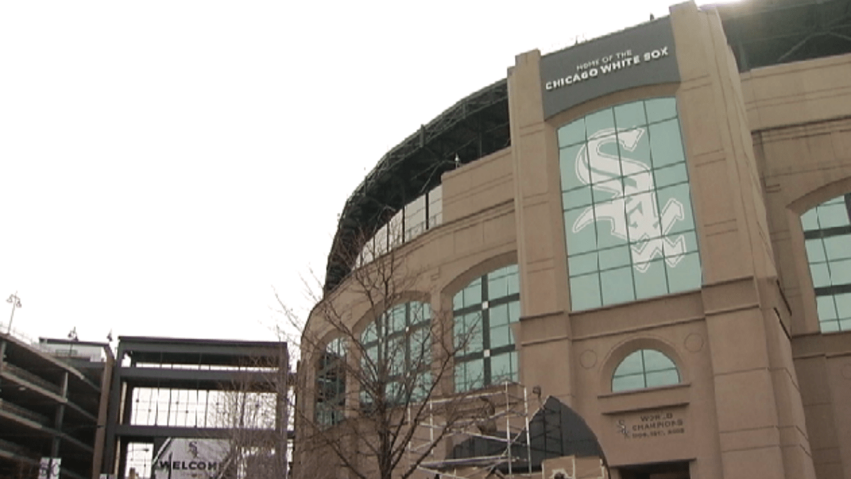 Game 4 of Astros-White Sox ALDS ppd because of forecast - ABC7 Chicago