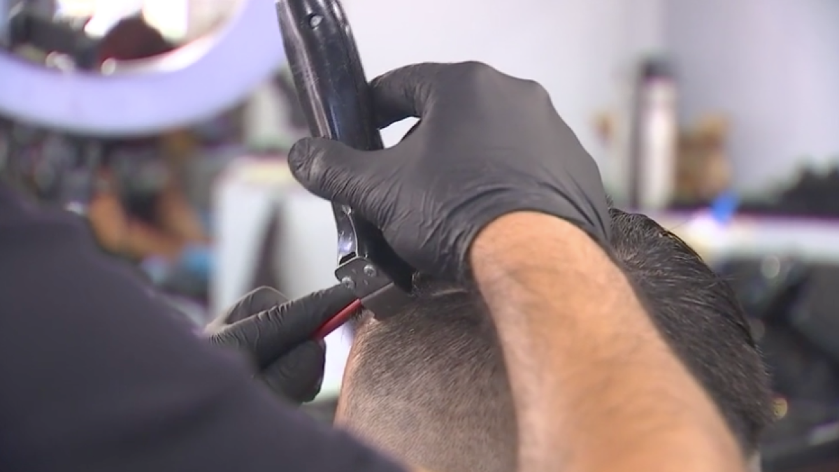 Chicago Provides Free Haircuts to Those Who Receive COVID Vaccine NBC