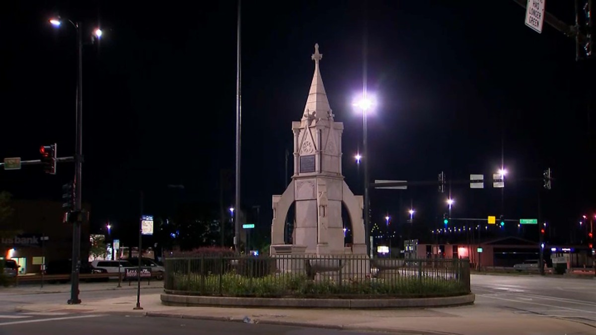 3rd Christopher Columbus Statue in Chicago Taken Down NBC Chicago