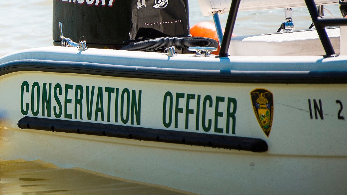 Suburban woman airlifted after boating accident on Indiana river