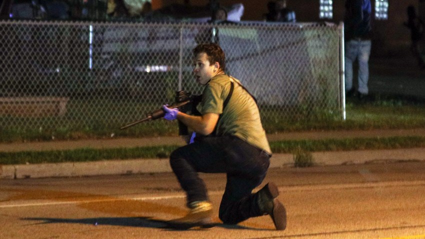 https://media.nbcchicago.com/2020/08/08272020-Kyle-Rittenhouse-Kenosha.jpg?resize=850%2C478