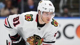 ST. LOUIS, MO - FEBRUARY 25: Chicago Blackhawks center Drake Caggiula (91) in an NHL game against St. Louis