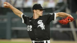 CHICAGO – AUGUST 06: Ian Hamilton #52 of the Chicago White Sox pitches against the Milwaukee Brewers on August 6, 2020 at Guaranteed Rate Field in Chicago, Illinois. (Photo by Ron Vesely/Getty Images)