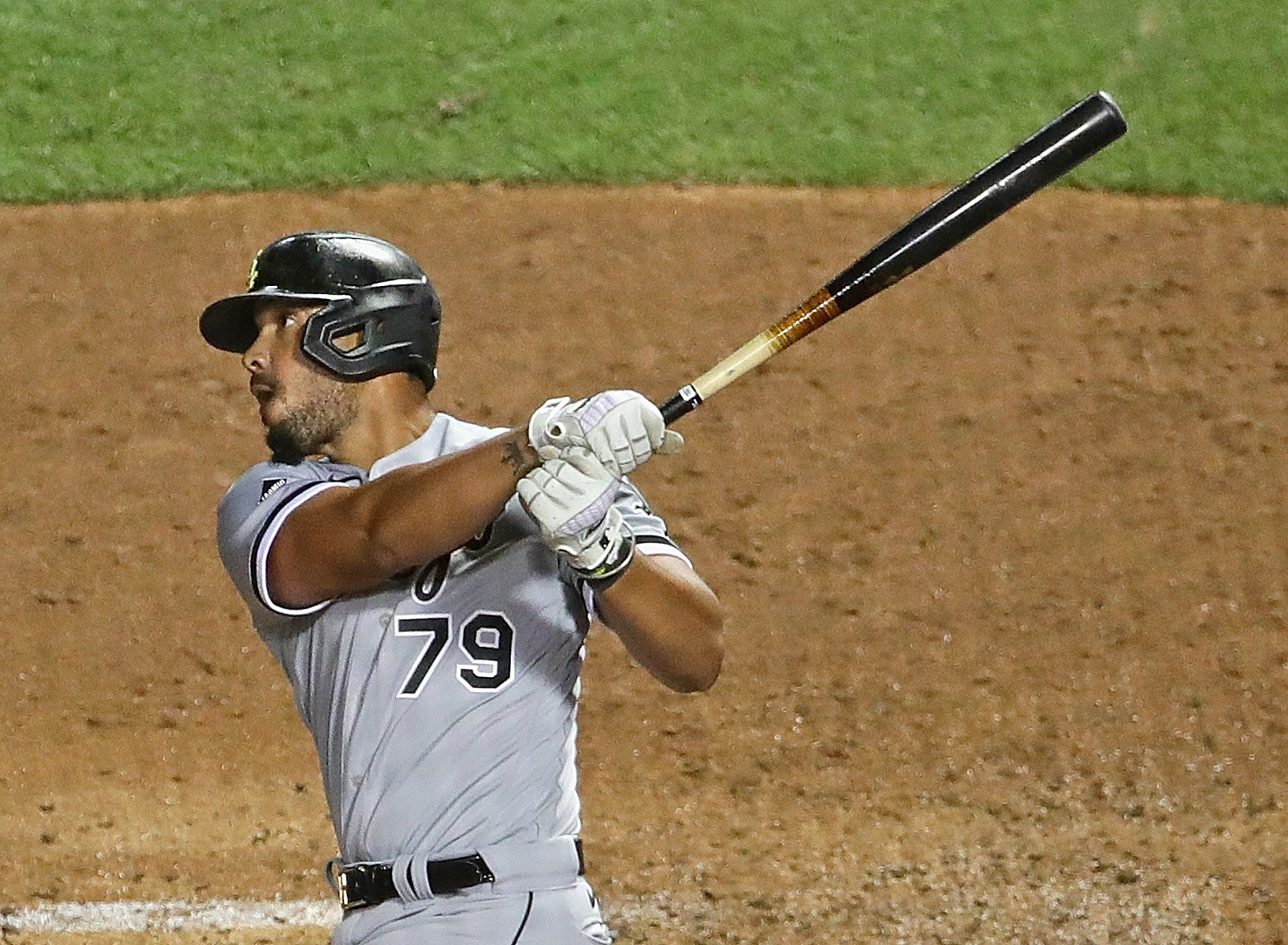 Jose Abreu Named American League Rookie of the Year by Sporting
