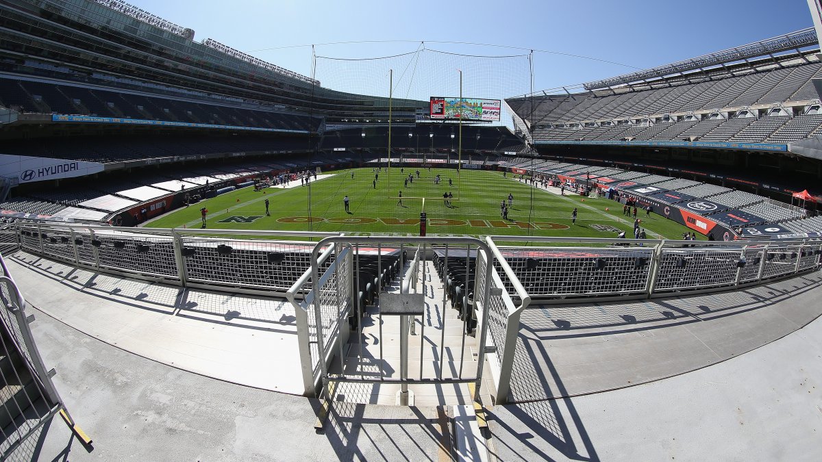 Less Than 50% Chance Bears' Fans Will Return to Soldier Field This Season:  Lightfoot – NBC Chicago