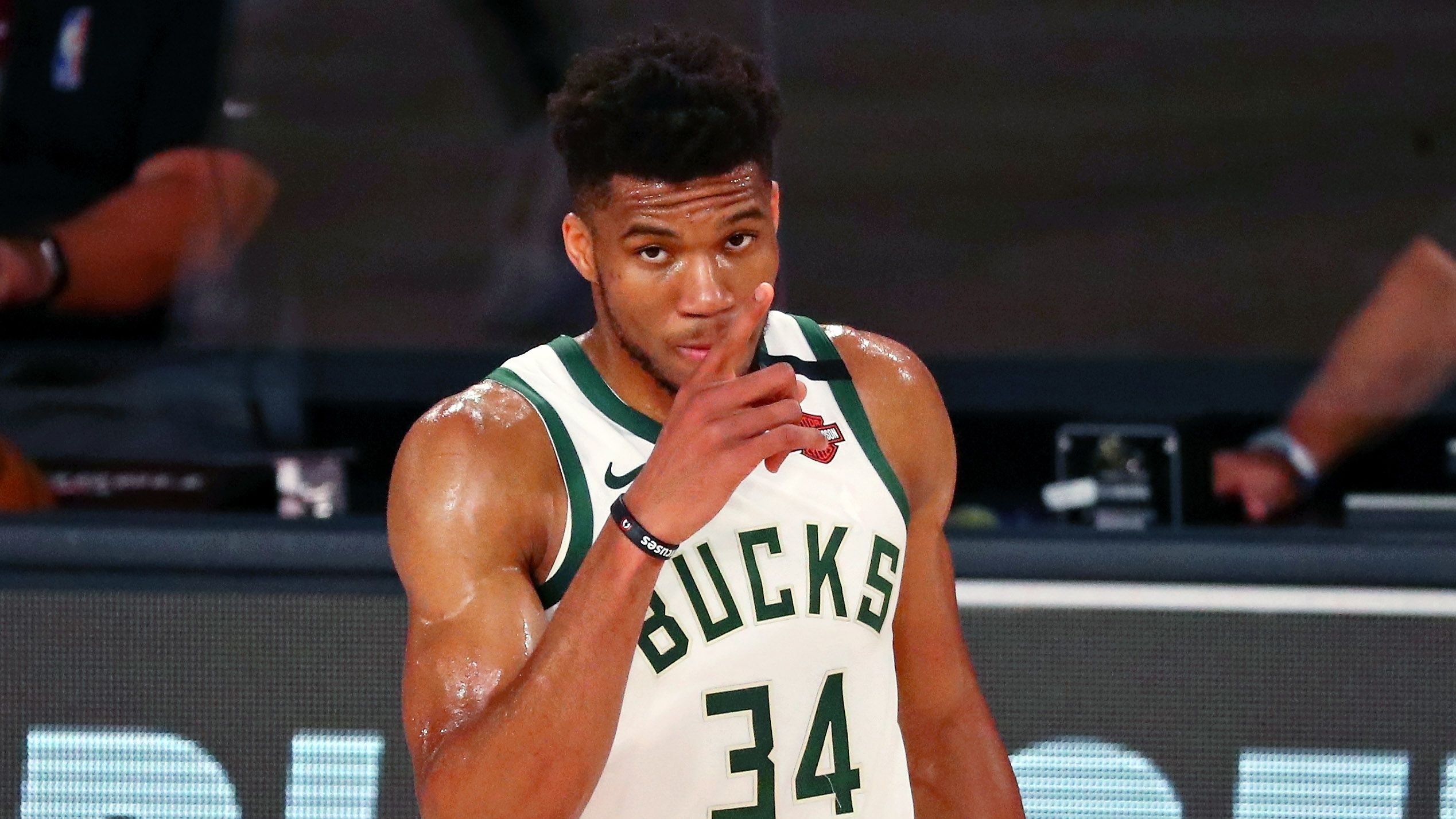 Report Bucks Giannis Antetokounmpo Wins 2020 NBA MVP His Second Straight NBC Chicago
