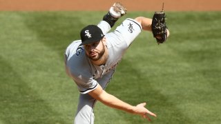 Lucas Giolito delivers a pitch in Game 1 of the Wild Card Series vs. the Oakland Athletics