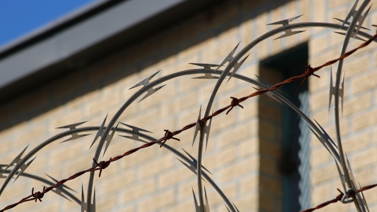 Illinois Prisons Pause County Intakes Due to Pandemic - Vimarsana News