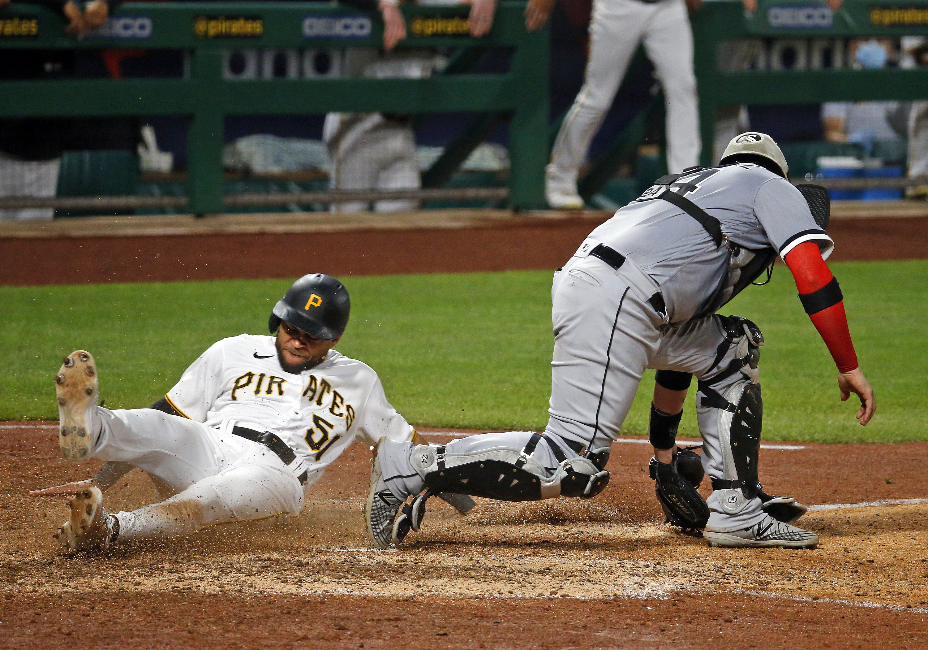 White Sox activate catcher Yasmani Grandal from 10-day IL