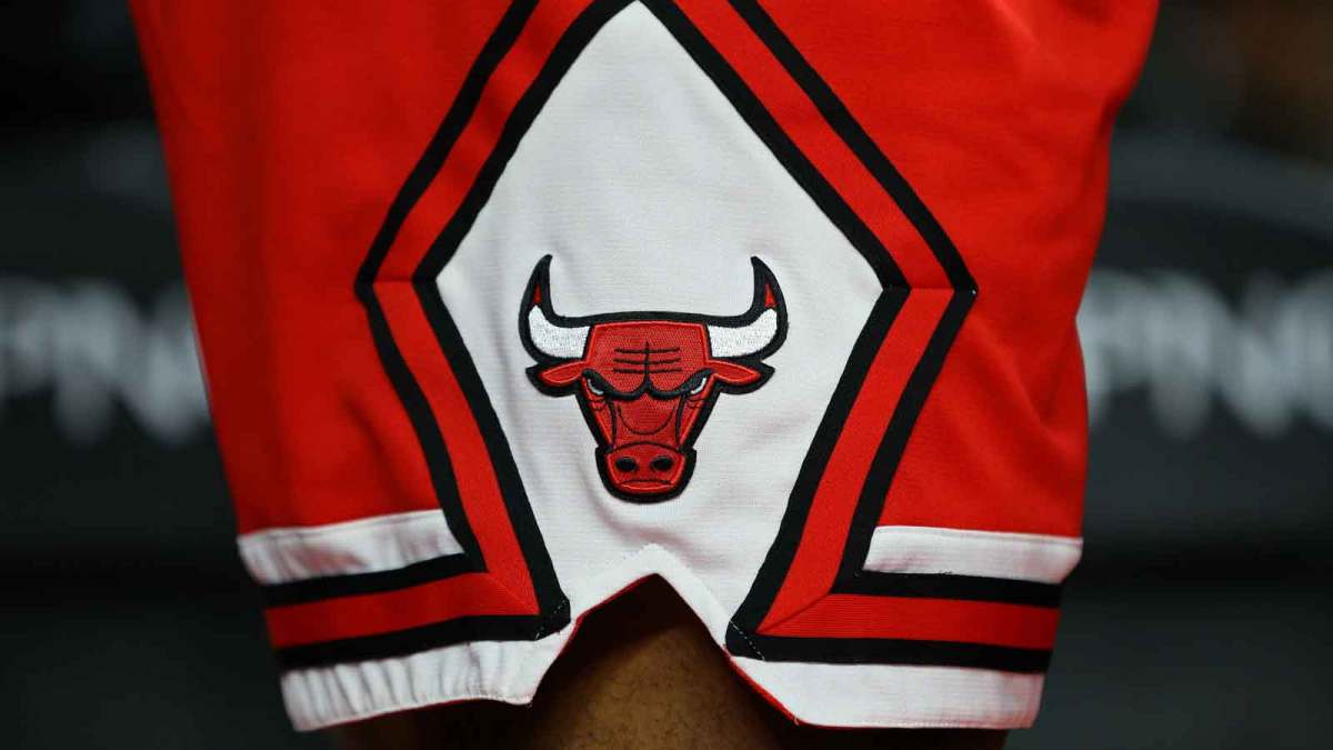 Bulls Rank Third in Team Merchandise Sales Since Beginning ...