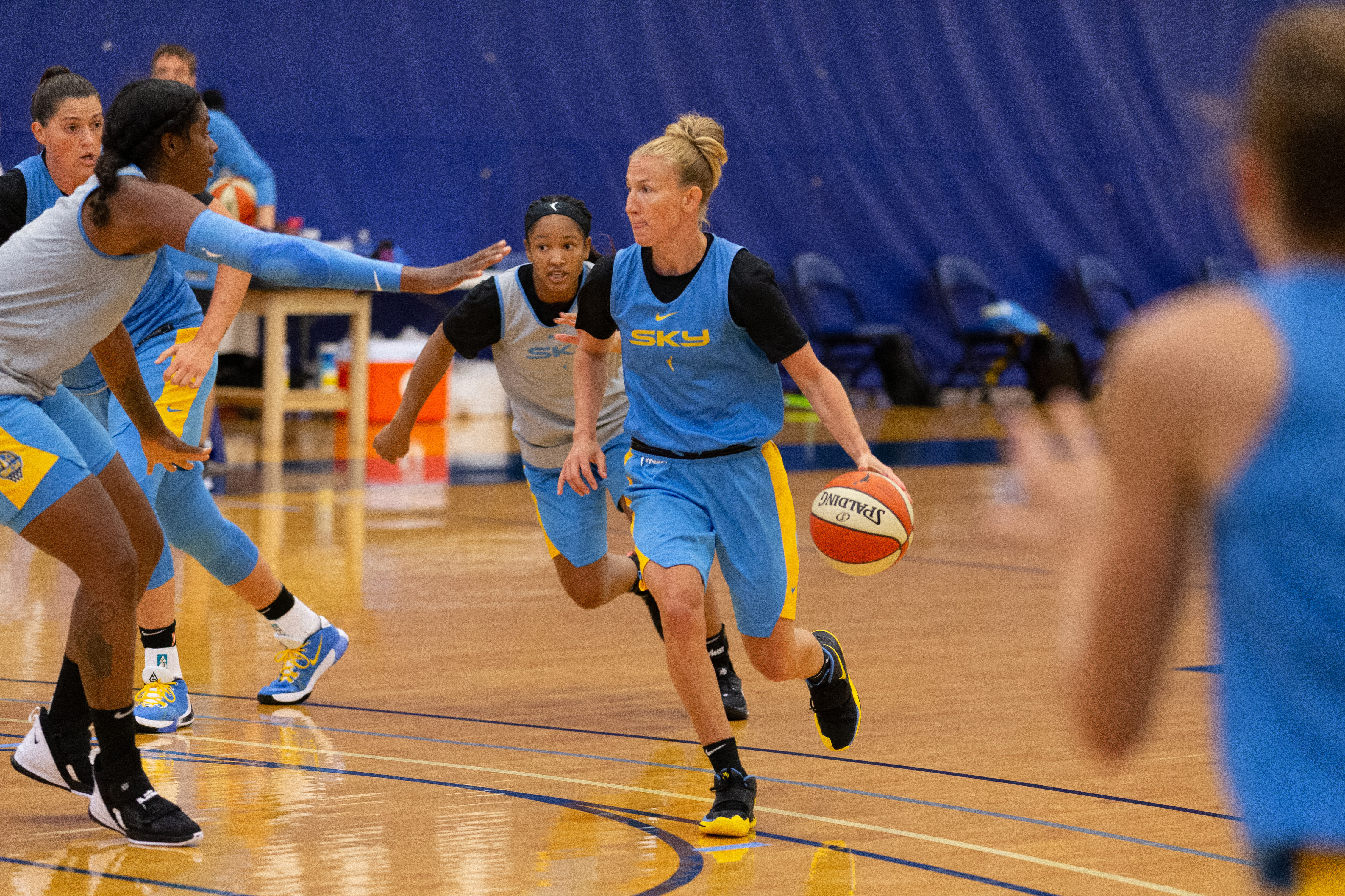 Sky’s Courtney Vandersloot Named to 2020 AllWNBA First Team NBC Chicago