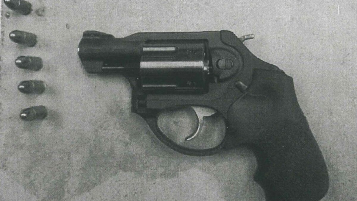 TSA Stops Man Carrying Loaded Gun From Boarding Flight at Midway – NBC ...