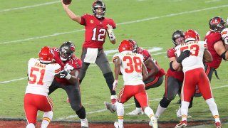 Tom Brady (12) of the Buccaneers throws a pass during the regular season game between the Kansas City Chiefs and the Tampa Bay Buccaneers on November 29, 2020 at Raymond James Stadium in Tampa, Florida.