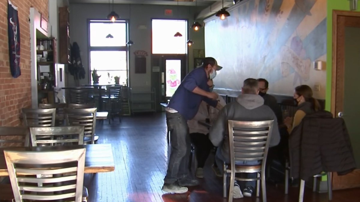 Owners of Aurora Restaurant Explain Why They Reopened Despite COVID Mitigations NBC Chicago