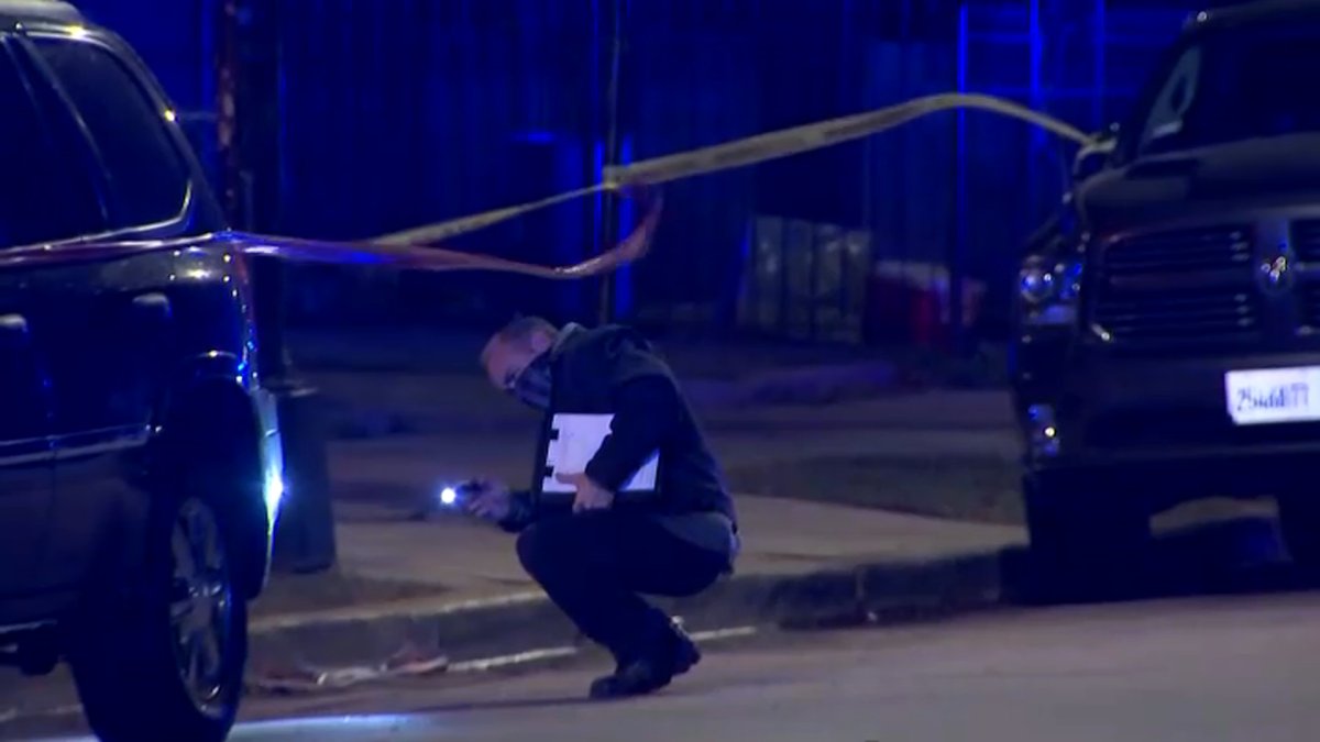 Police Seeking Car in Double Fatal Hit-and-Run in Gage Park – NBC Chicago
