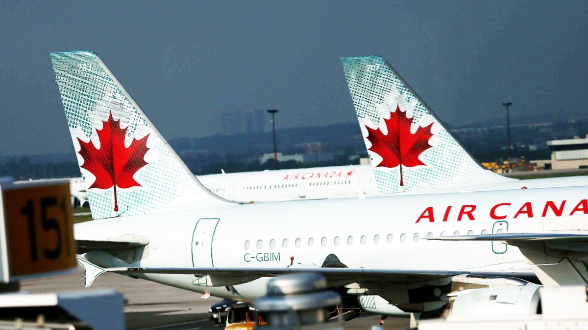Air Canada flight makes emergency landing in Chicago due to disruptive passenger