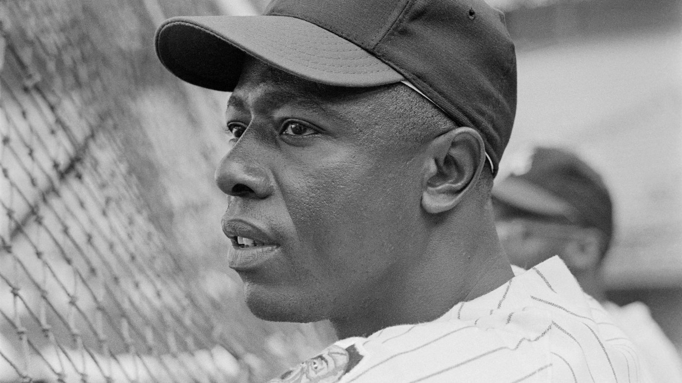 Timeline of Hank Aaron’s Life and Career – NBC Chicago