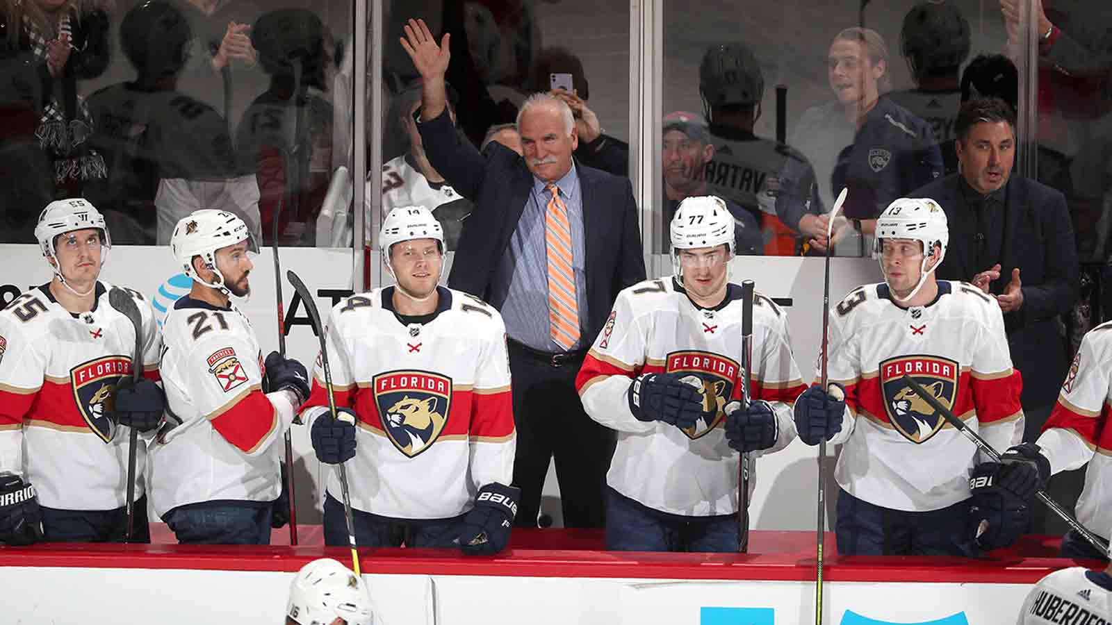 Ex-Blackhawks Head Coach Joel Quenneville Sells Hinsdale Home For $4.27 ...