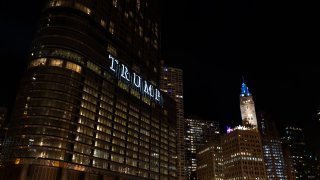 Night view of the city of Chicago with the Trump tower