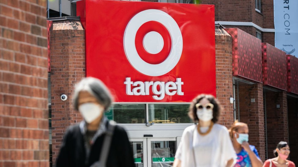 Tgt vaccinated beat wallstreetbets projections estimates kicks stocks chicago funds stabbing suspected robberies walgreens charged nbcchicago Target Announces Stores Will Close Thanksgiving Day 2021 – NBC Chicago