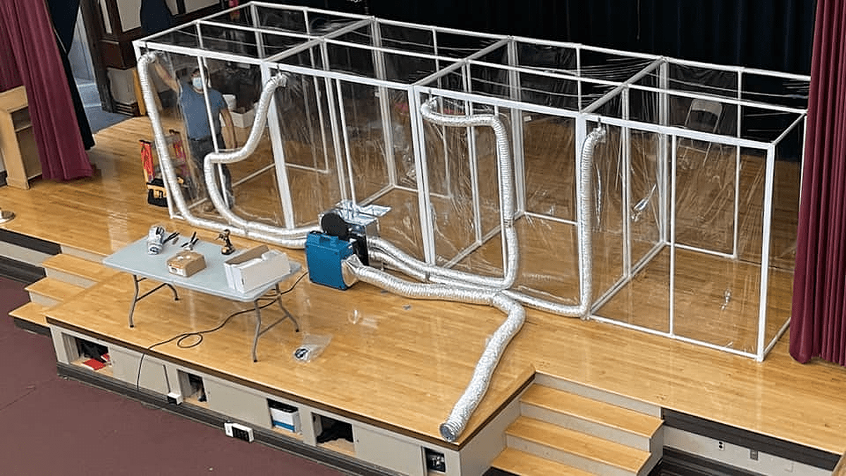 Isolation Pods Set Up at Some Chicago Public Schools Ahead of Monday ...