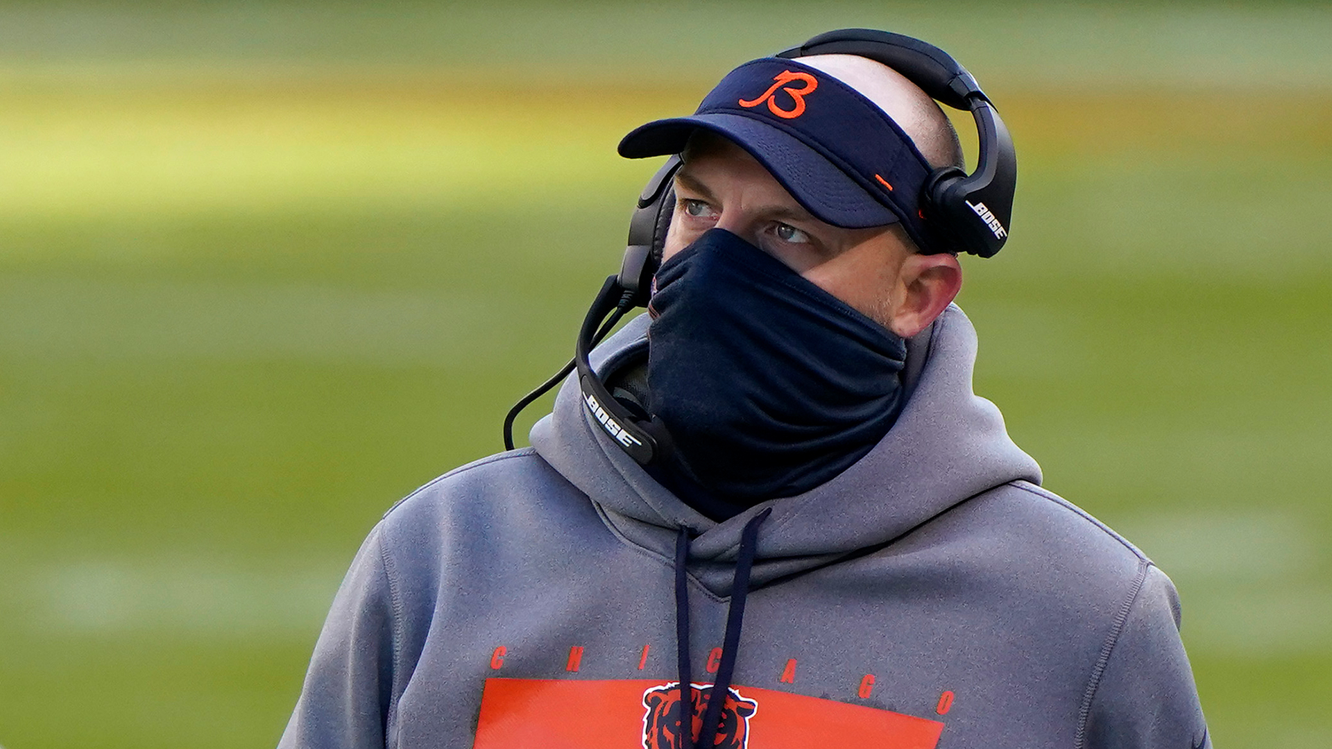 Bears' Matt Nagy Coached Justin Fields From IPad at Minicamp