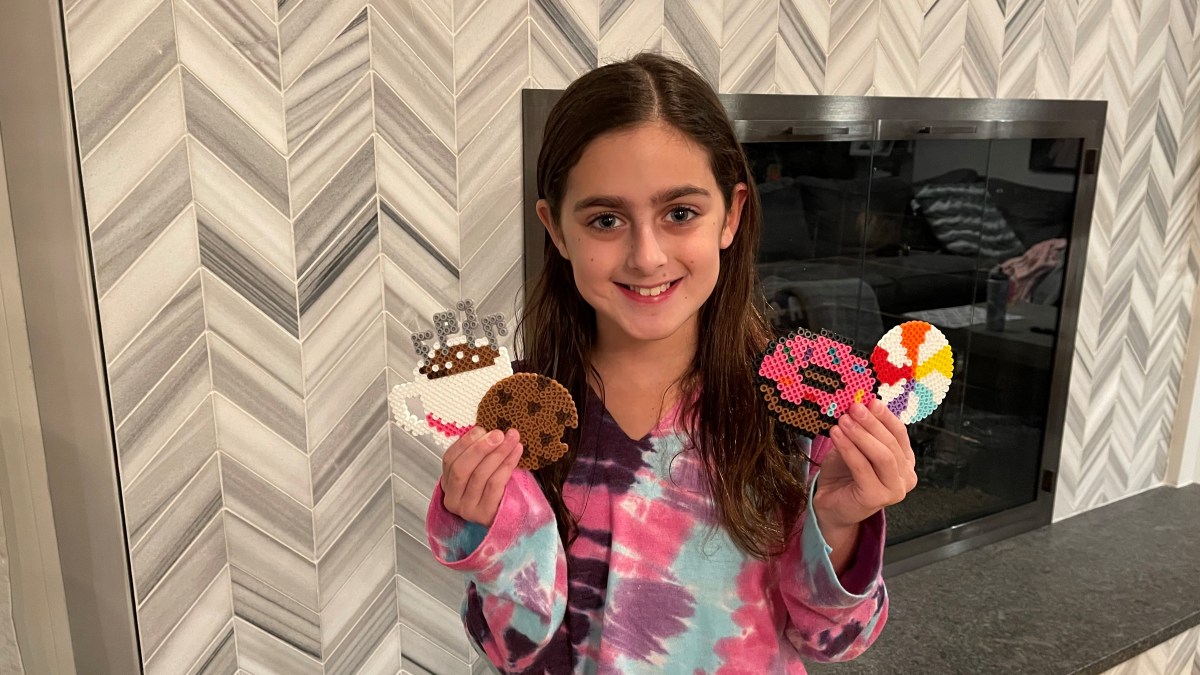 Deerfield Girl Raises Money for Children's Hospital with Homemade Coasters - Vimarsana News