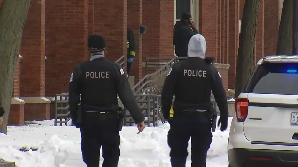 2 Arrested After 3 Shot During Argument in Chicago’s Auburn Gresham ...