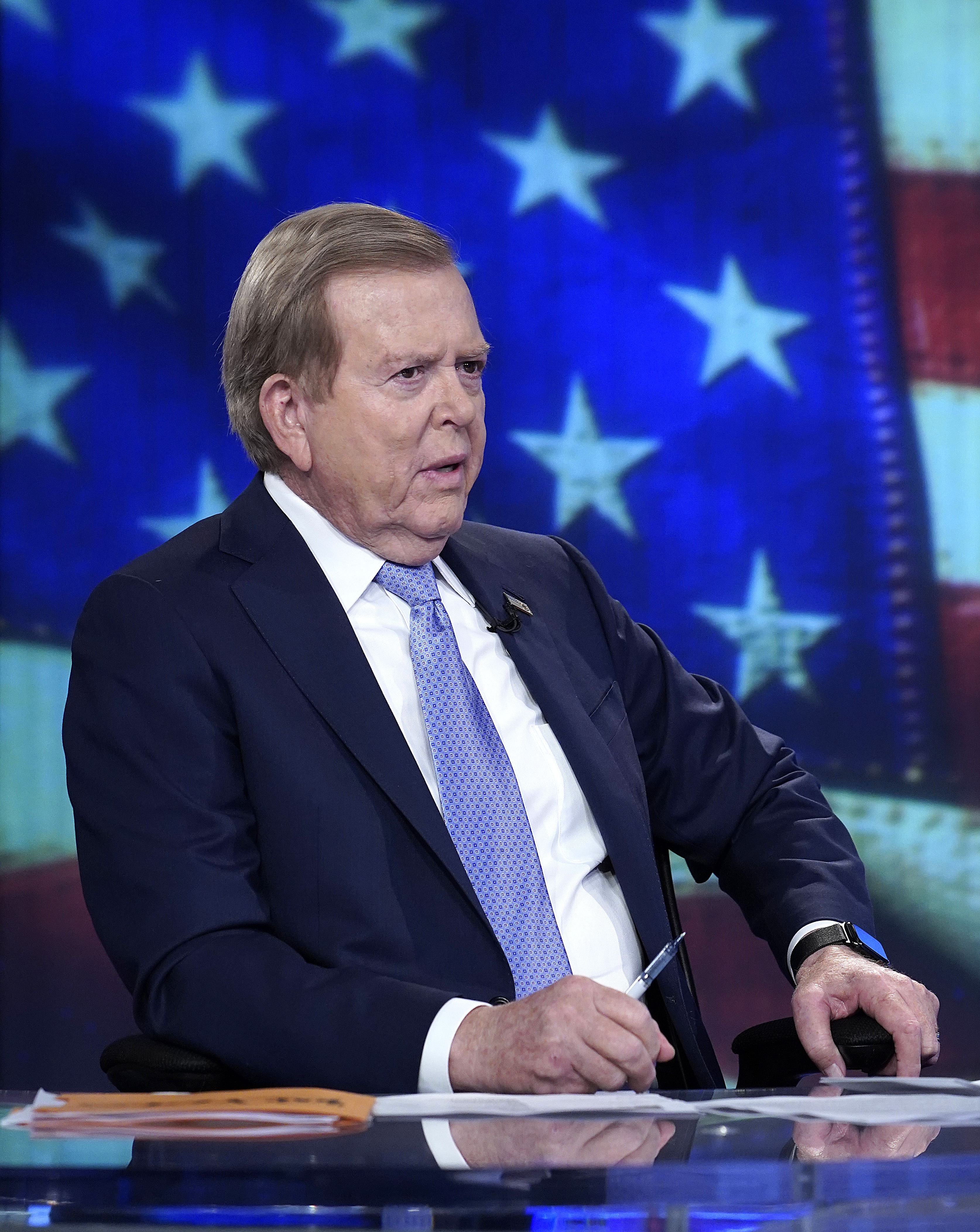 Fox News Media Cancels Highly Rated ‘Lou Dobbs Tonight’ NBC Chicago(01)