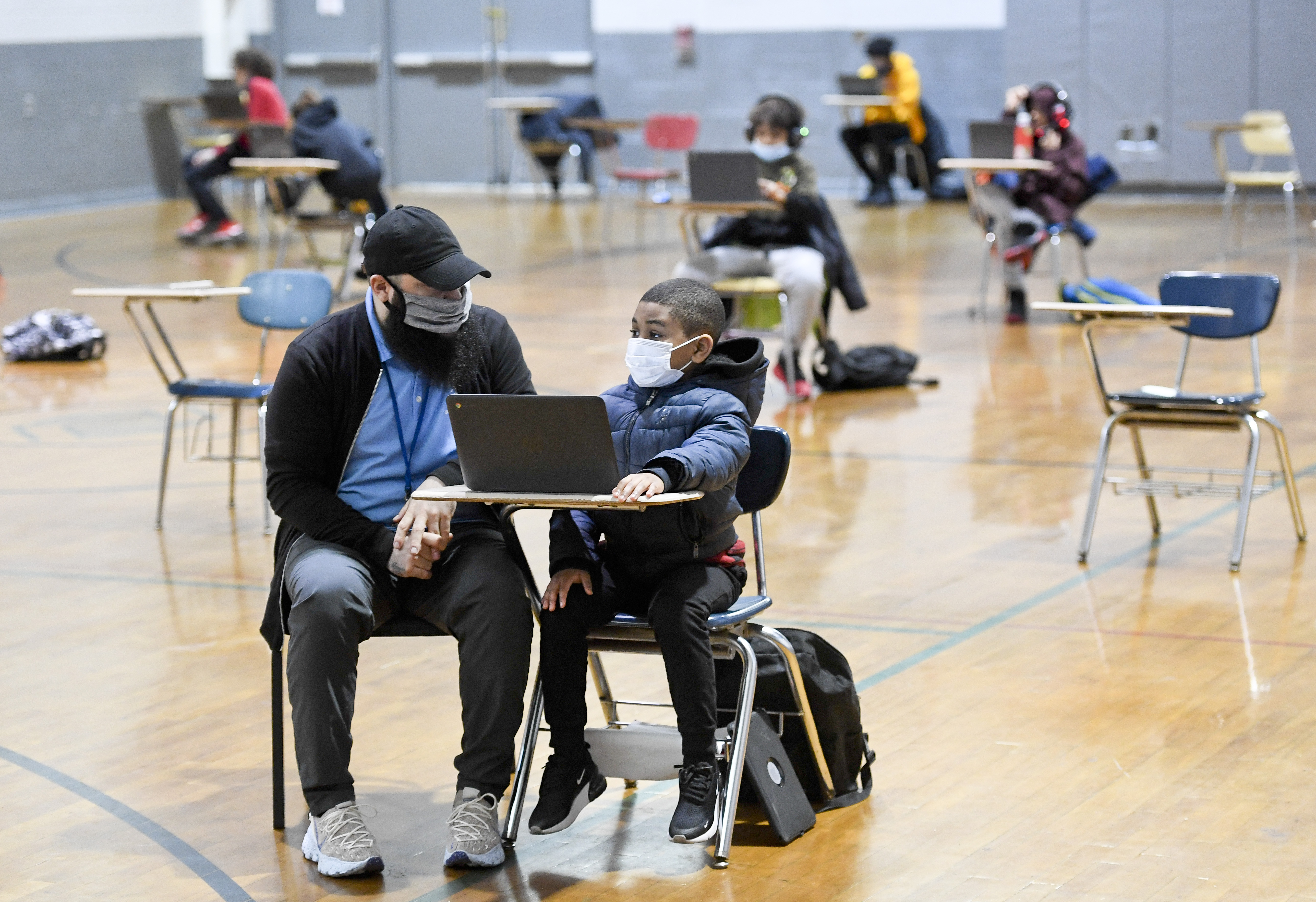 Schools Weigh Whether to Seat Students Closer Together – NBC Chicago