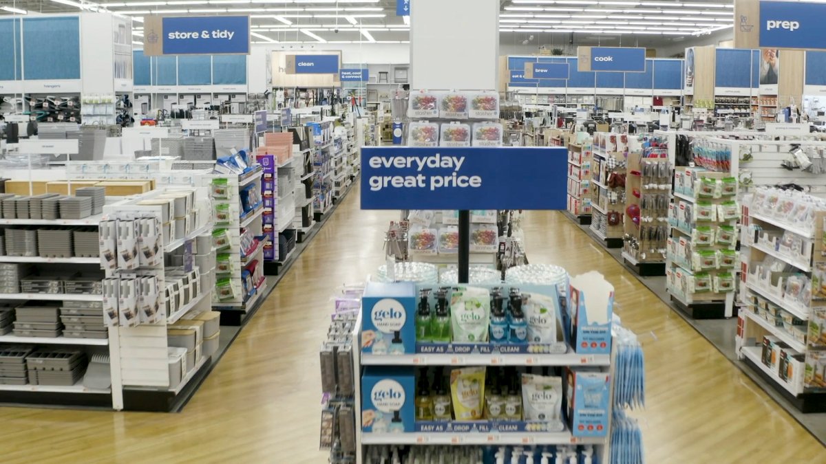 Stores Closing Include , Walmart, and Bed Bath & Beyond in 2023
