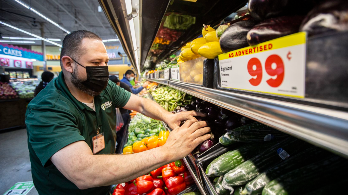 Which Places Aren’t Included in Chicago’s Vaccine Requirement? Here’s a