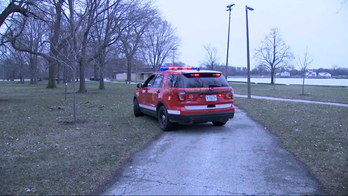 Body Pulled From Lake Michigan At Calumet Beach Nbc Chicago 