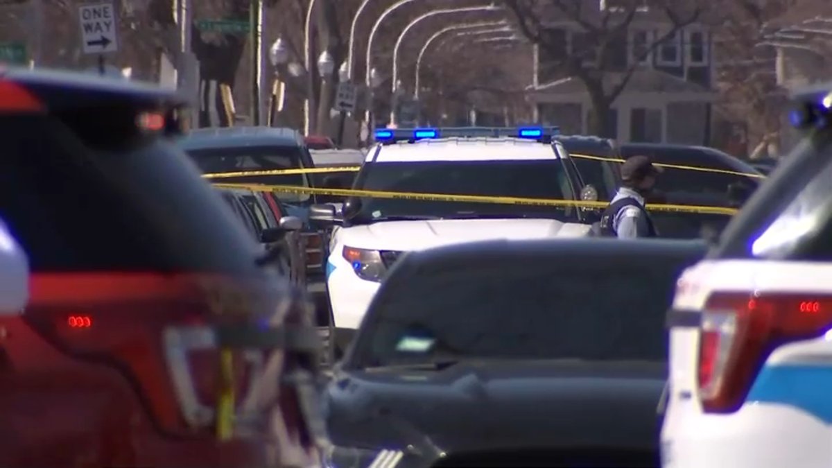 Chicago Police Officer Released From Hospital Following Austin Shooting ...