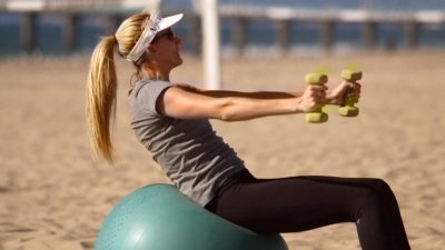Beach Volleyball Star Kerri Walsh Jennings Strives For Tokyo With New Partner Nbc Chicago
