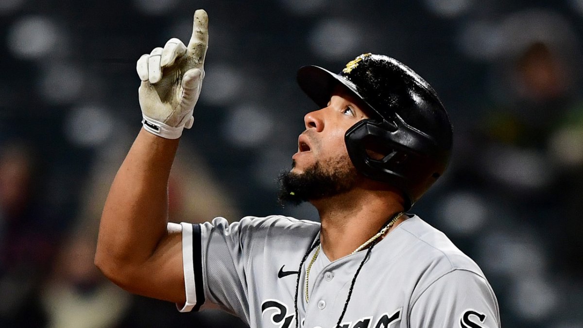 White Sox MVP José Abreu Busts Out of Slump With Two-Homer Night