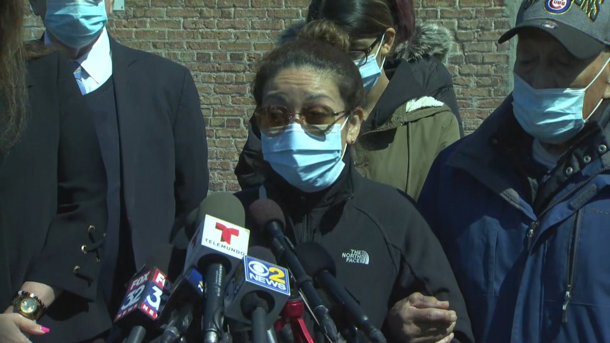 Mother of 13-Year-Old Boy Fatally Shot By Chicago Police Gives ...