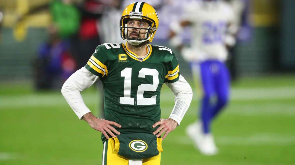 Aaron Rodgers, Tom Brady make mirroring social media posts calling