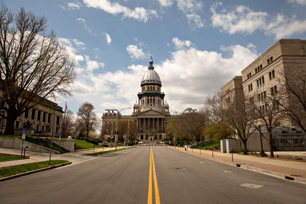 33 New Laws Taking Effect in Illinois in 2023 You Should Know About