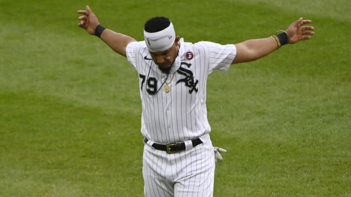 Chicago White Sox on X: MVP doing MVP things. José Abreu has been