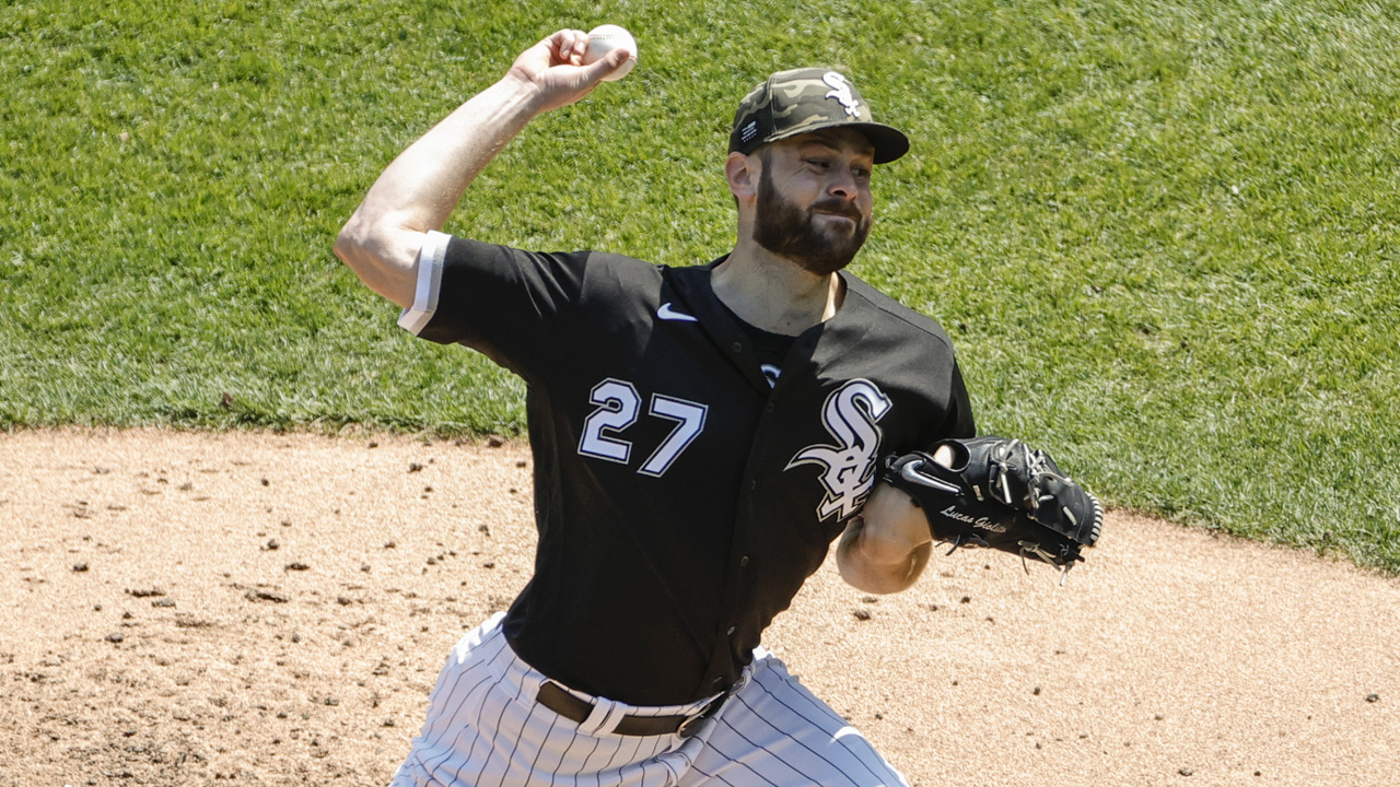 White Sox' Tony La Russa Defends Lucas Giolito's Two-Homer Outing