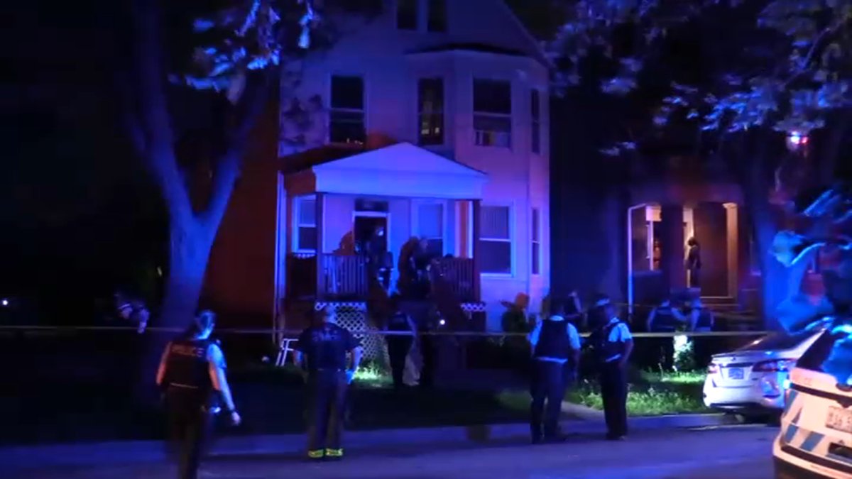 4 Teens Shot in Englewood Apartment After Argument Breaks Out – NBC Chicago