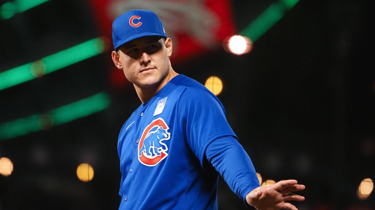 Baseball Bros on X: Anthony Rizzo has a wiener dog named Kevin. That's it.  That's the tweet 🌭🐶⚾️  / X