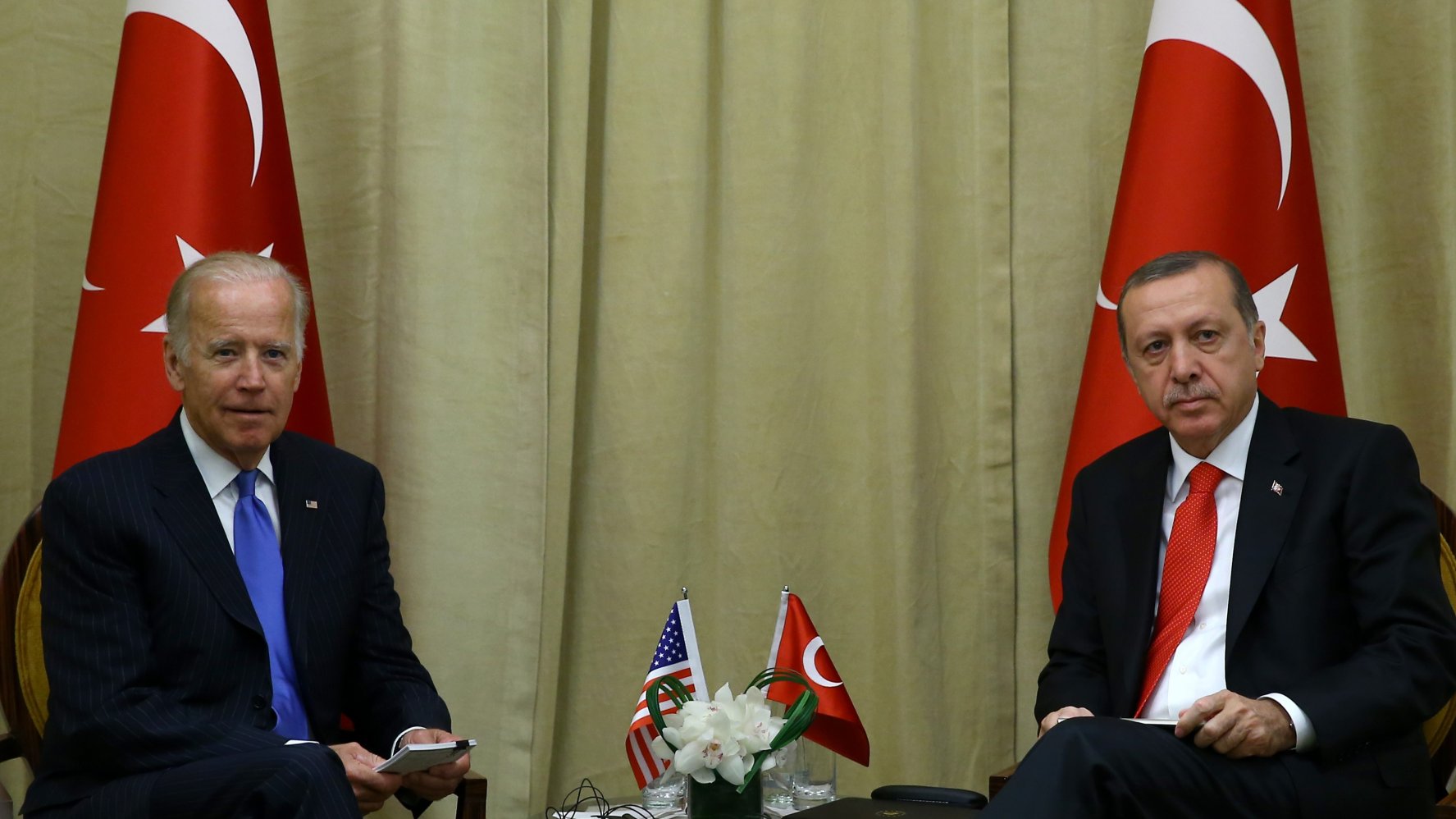 Erdogan and Biden Meet at a Tense Moment for Turkish-US Ties – NBC Chicago