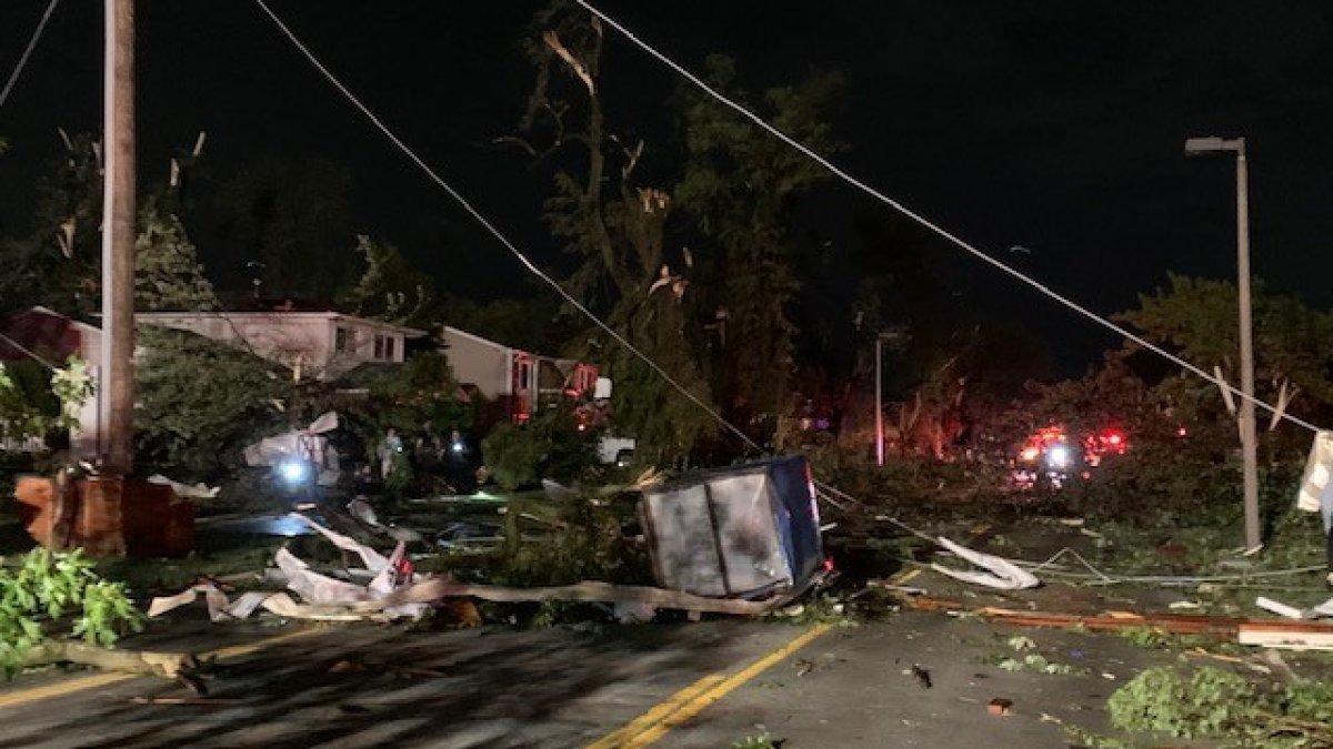 Live Blog RadarConfirmed Tornado Hits Chicago Suburbs, Photos Show Severe Damage NBC Chicago