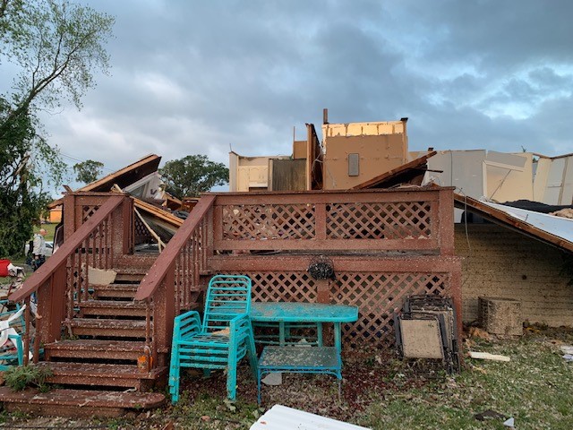 Photos: Tornado Damage in Naperville, Woodridge and Darien - NBC Chicago